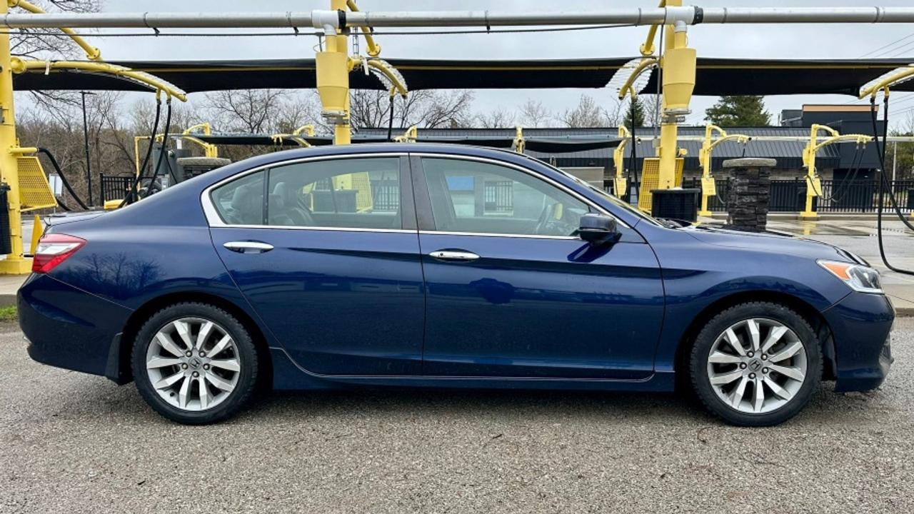 2016 Honda Accord * SPORT * NO ACCIDENTS SPORT Photo