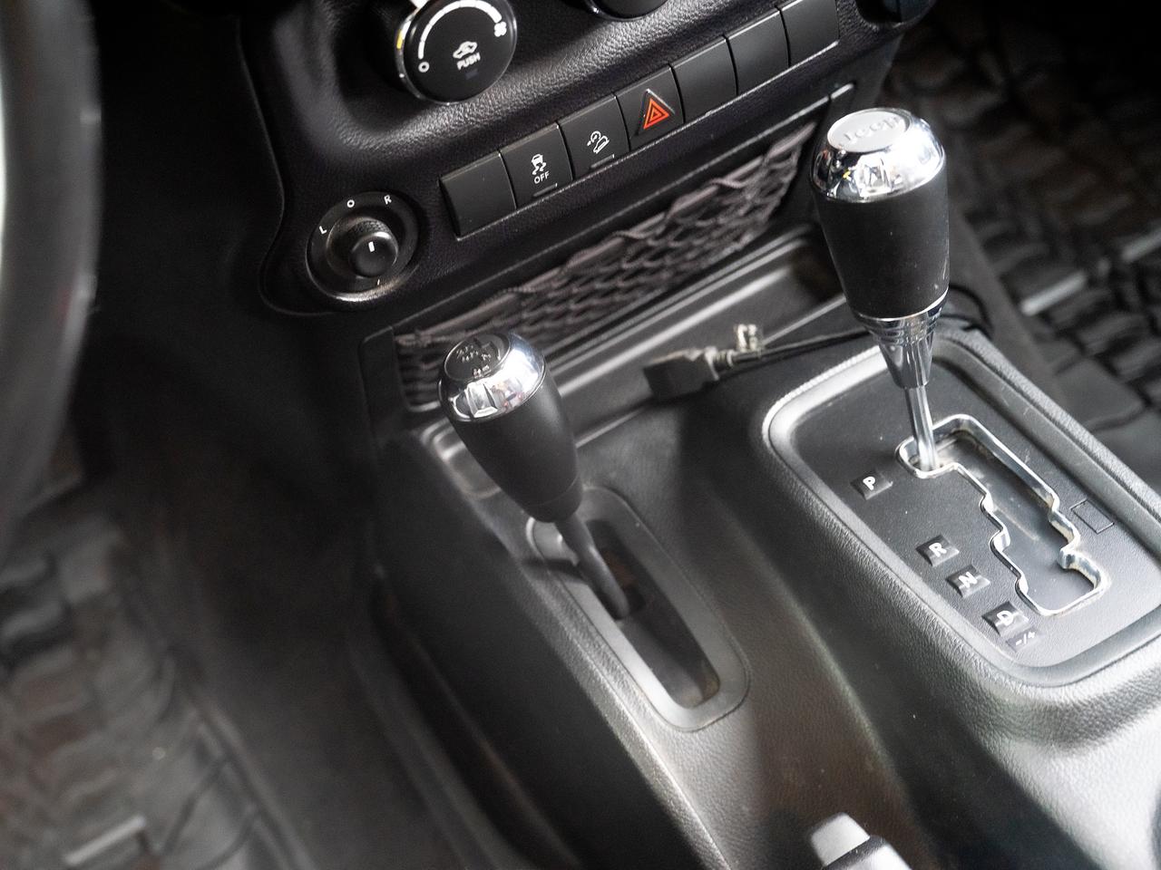 2018 Jeep Wrangler Willys Wheeler 4x4 LIFT/RIMS/TIRES Photo31