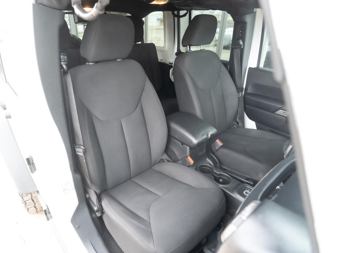 2018 Jeep Wrangler Willys Wheeler 4x4 LIFT/RIMS/TIRES Photo38