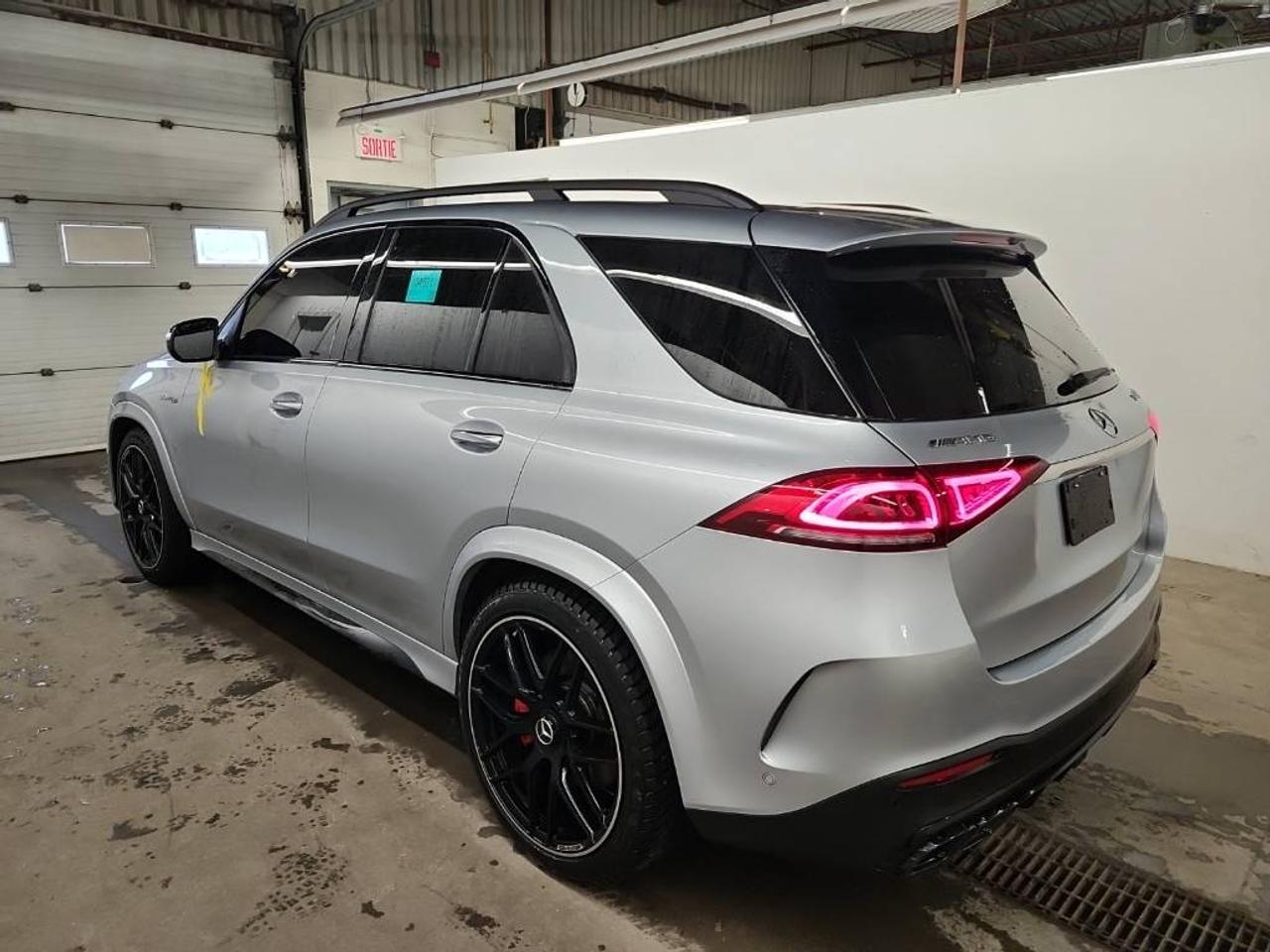 2022 Mercedes-Benz GLE AMG GLE 63 S 4MATIC+ SUV Photo3