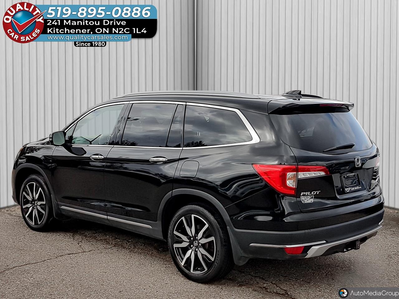 2021 Honda Pilot Touring *LEATHER-SUNROOF-NAVIGATION-DVD PLAYER* Photo