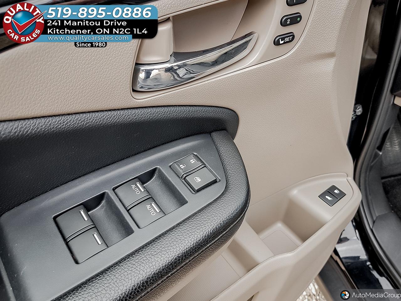 2021 Honda Pilot Touring *LEATHER-SUNROOF-NAVIGATION-DVD PLAYER* Photo