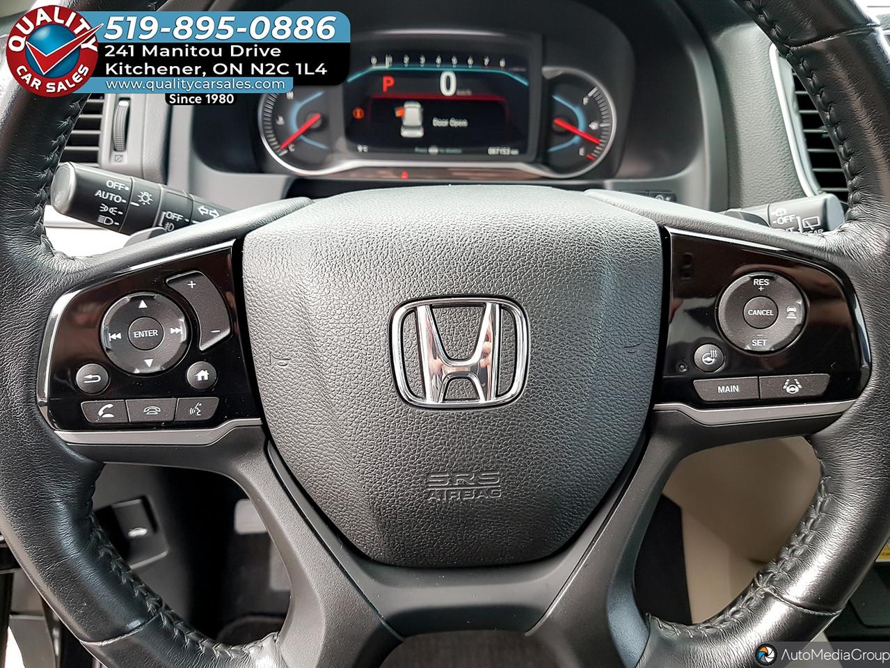 2021 Honda Pilot Touring *LEATHER-SUNROOF-NAVIGATION-DVD PLAYER* Photo