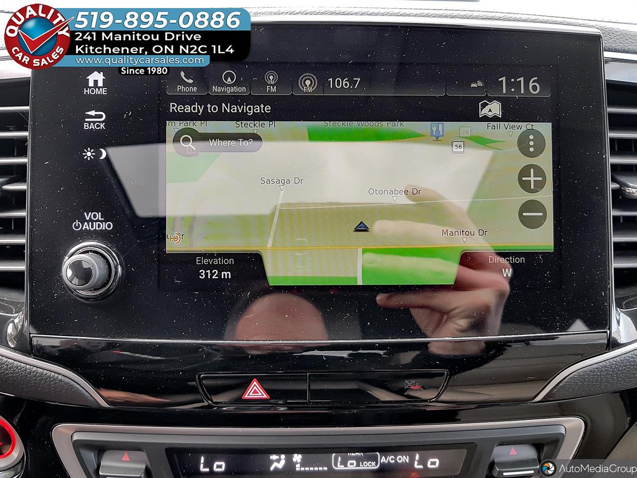 2021 Honda Pilot Touring *LEATHER-SUNROOF-NAVIGATION-DVD PLAYER* Photo