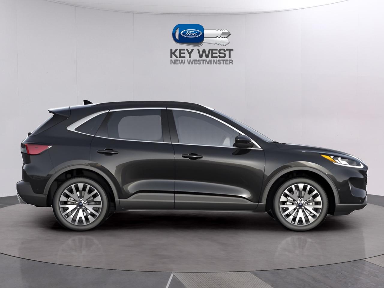 2021 Ford Escape Titanium Hybrid AWD Photo3