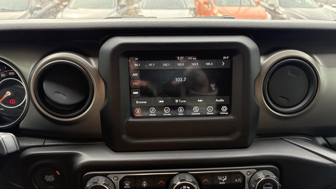 2020 Jeep Wrangler SPORT Photo