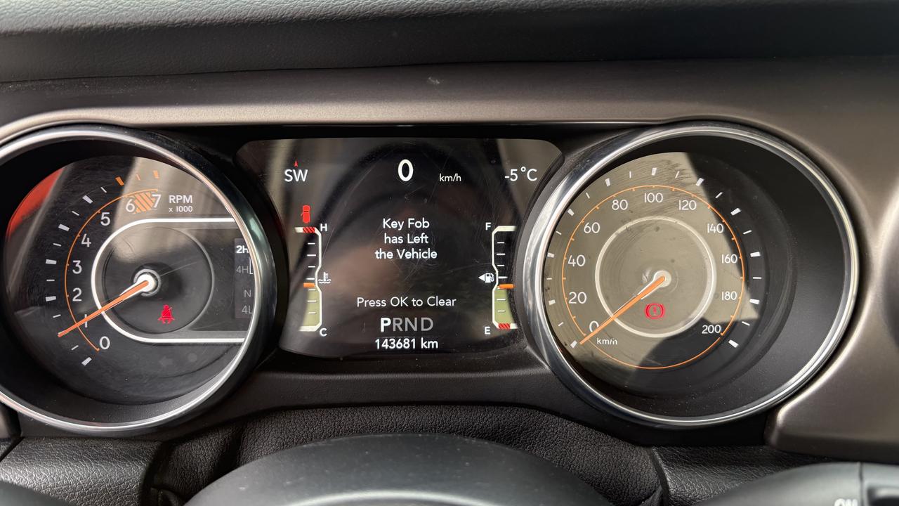 2020 Jeep Wrangler SPORT Photo