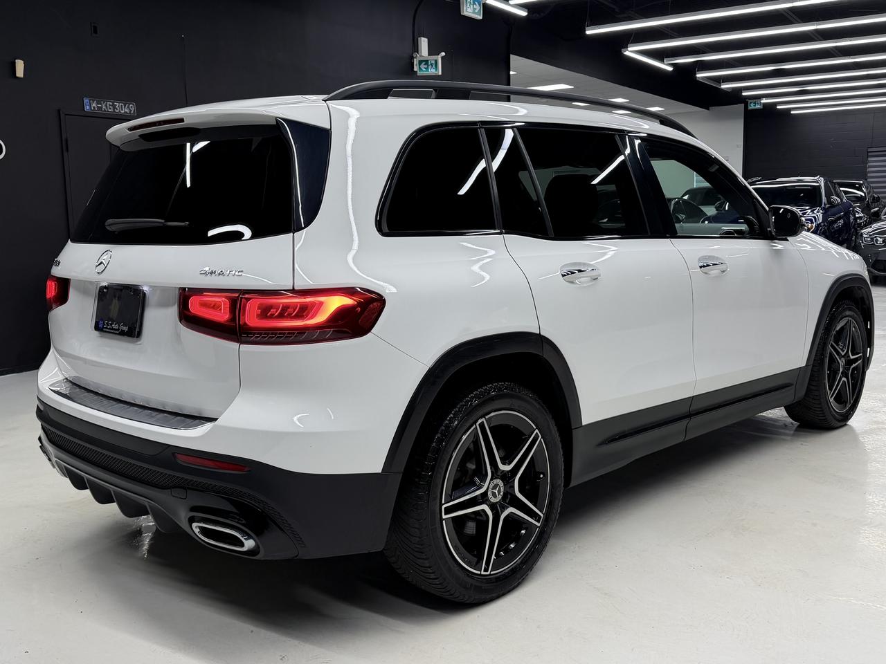 2020 Mercedes-Benz GLB AMG PKG|7 PASS|BACKUP|FCW|BSM|CARPLAY| Photo