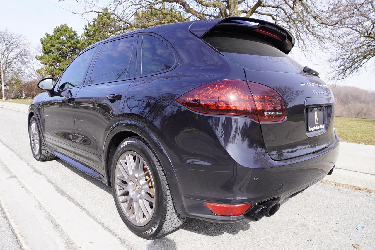 2013 Porsche Cayenne GTS / NO ACCIDENTS / DRIVERS SPEC /SPORT CHRONO Photo2