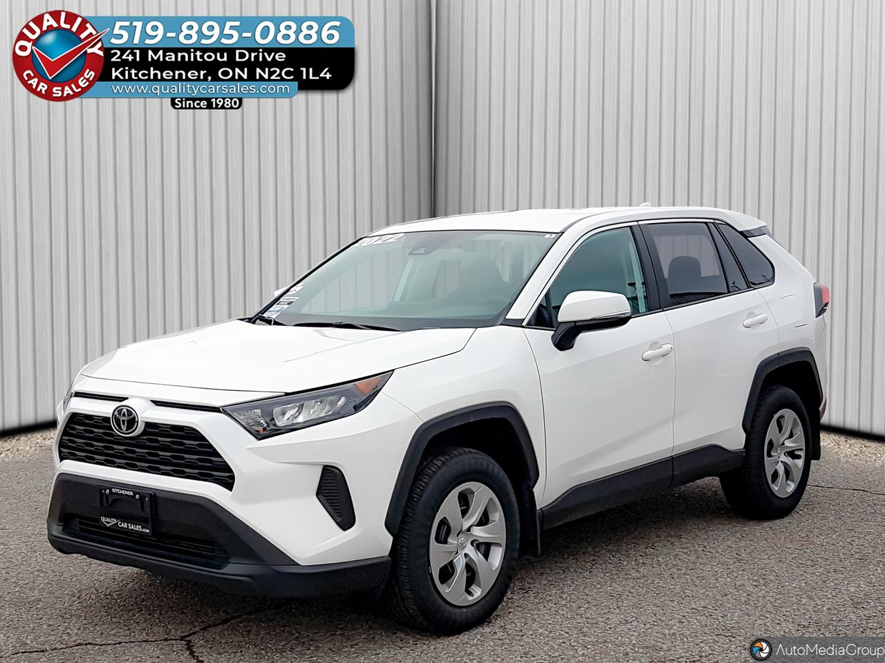 2022 Toyota RAV4 LE AWD *HEATED SEATS* Photo
