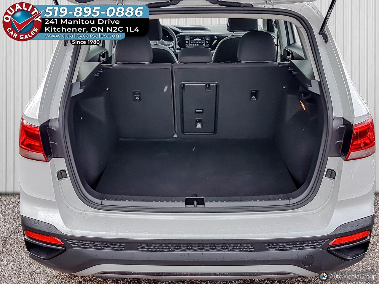 2023 Volkswagen Taos Trendline 4MOTION AWD *HEATED SEATS* Photo