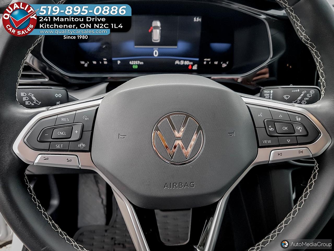 2023 Volkswagen Taos Trendline 4MOTION AWD *HEATED SEATS* Photo