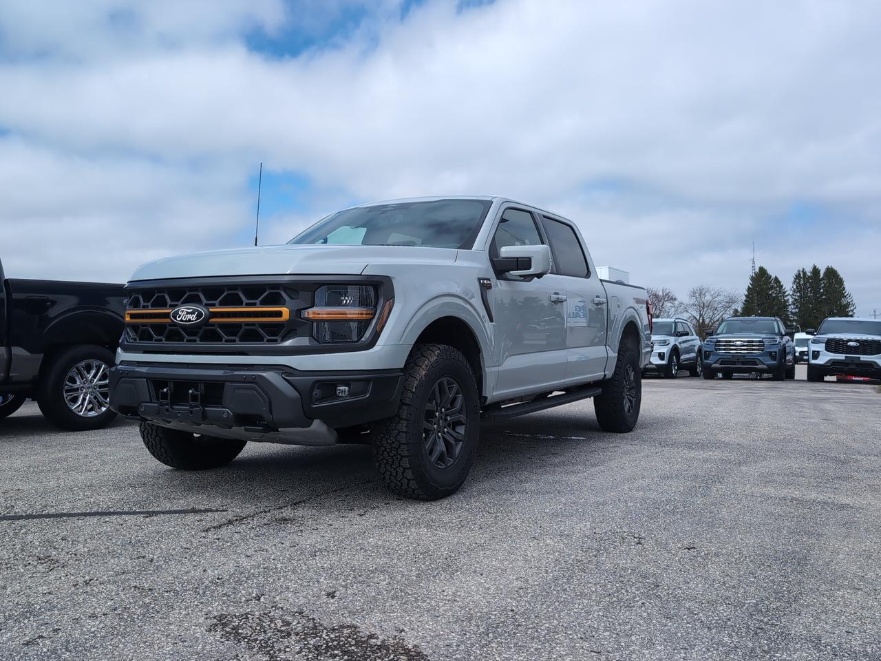 2026 Ford F-150 Tremor SuperCrew 402A 4x4 Photo0