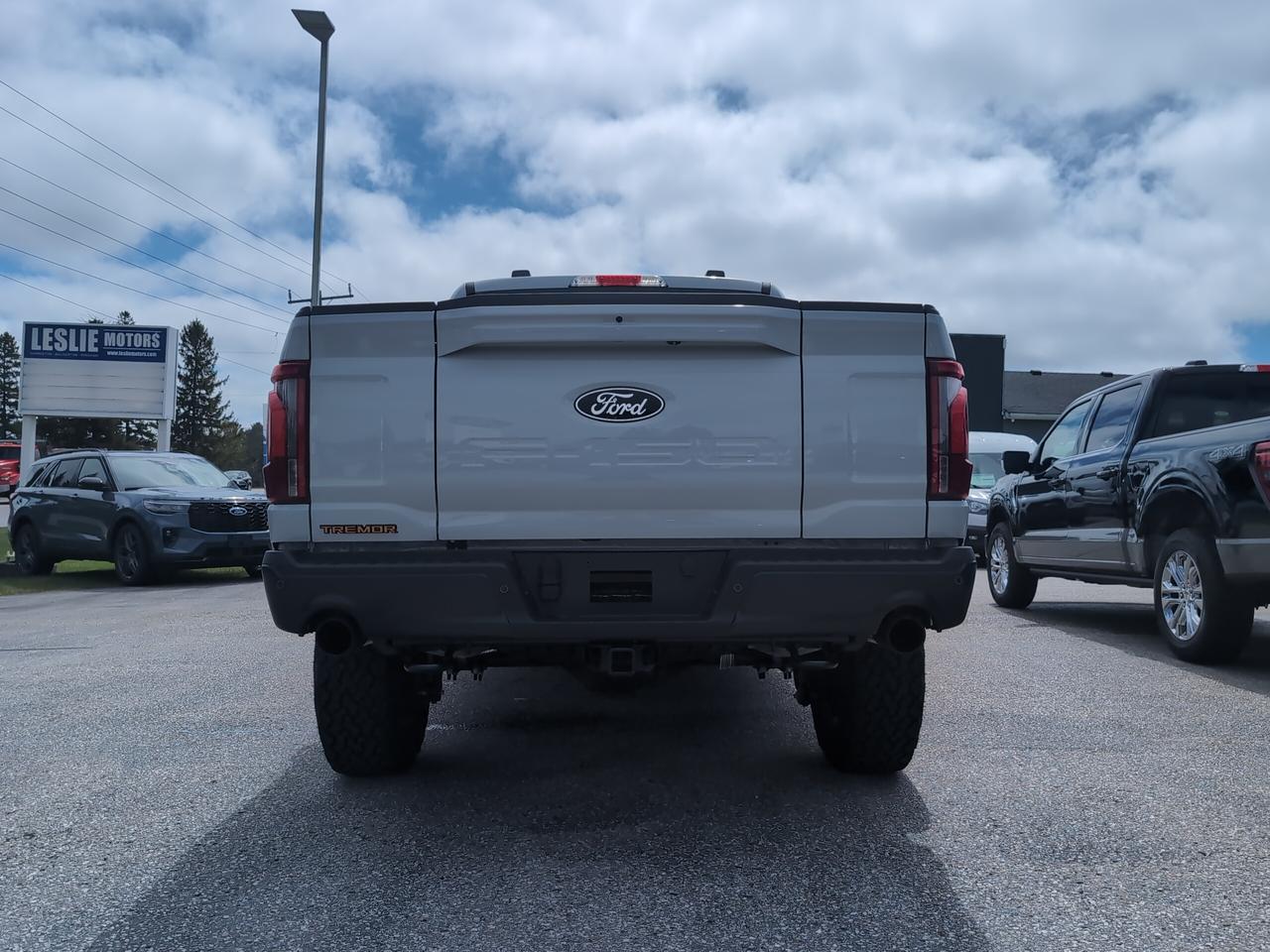2026 Ford F-150 Tremor SuperCrew 402A 4x4 Photo4