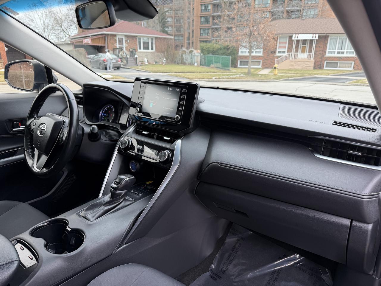 2022 Toyota Venza LE AWD Photo