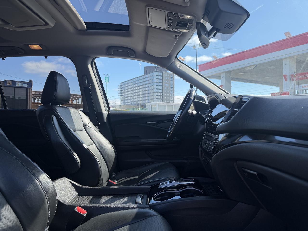 2019 Honda Pilot Touring 7-Passenger AWD Photo