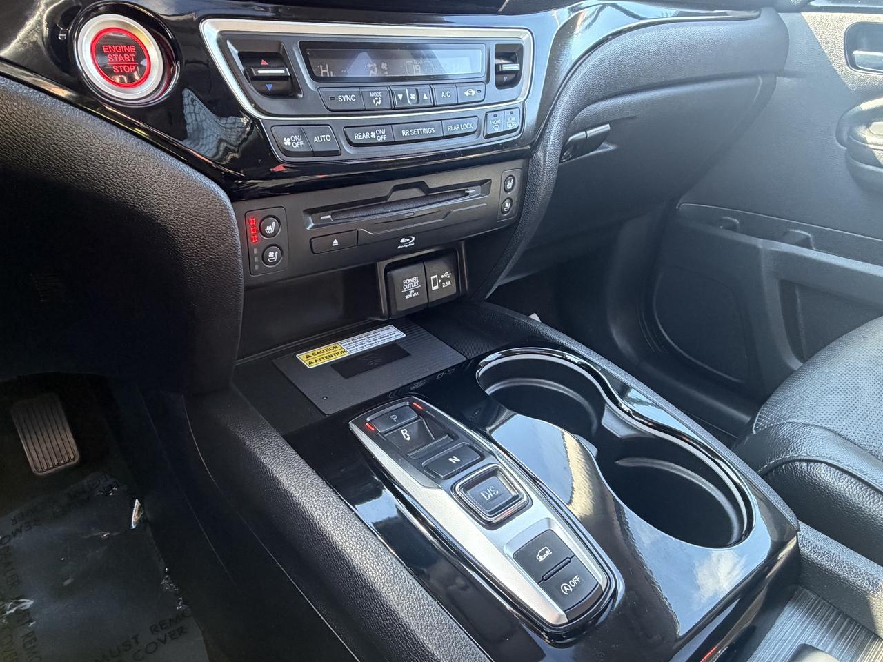 2019 Honda Pilot Touring 7-Passenger AWD Photo