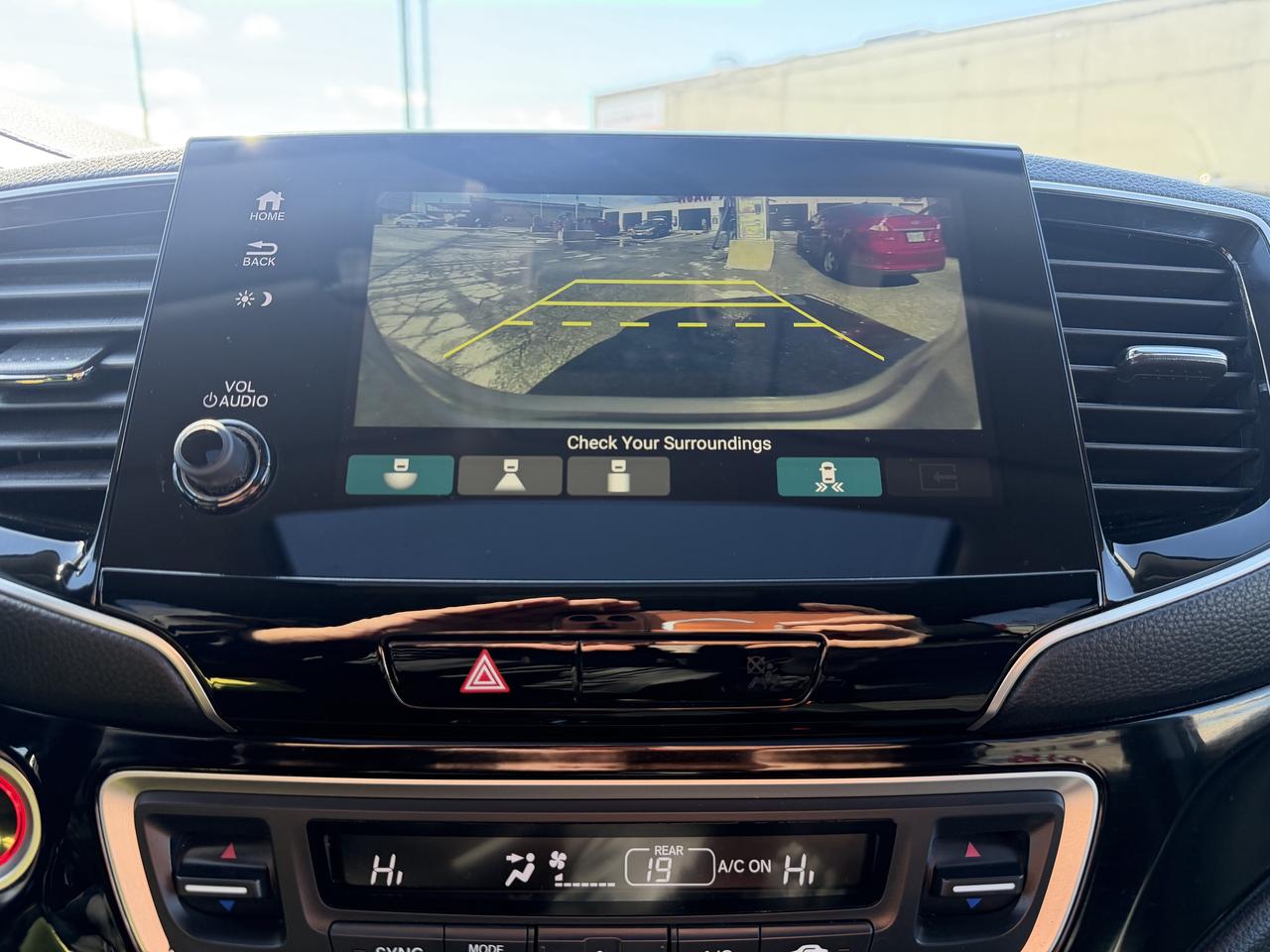 2019 Honda Pilot Touring 7-Passenger AWD Photo