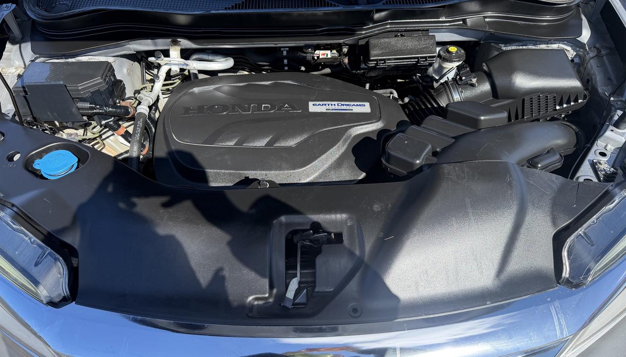 2019 Honda Pilot Touring 7-Passenger AWD Photo