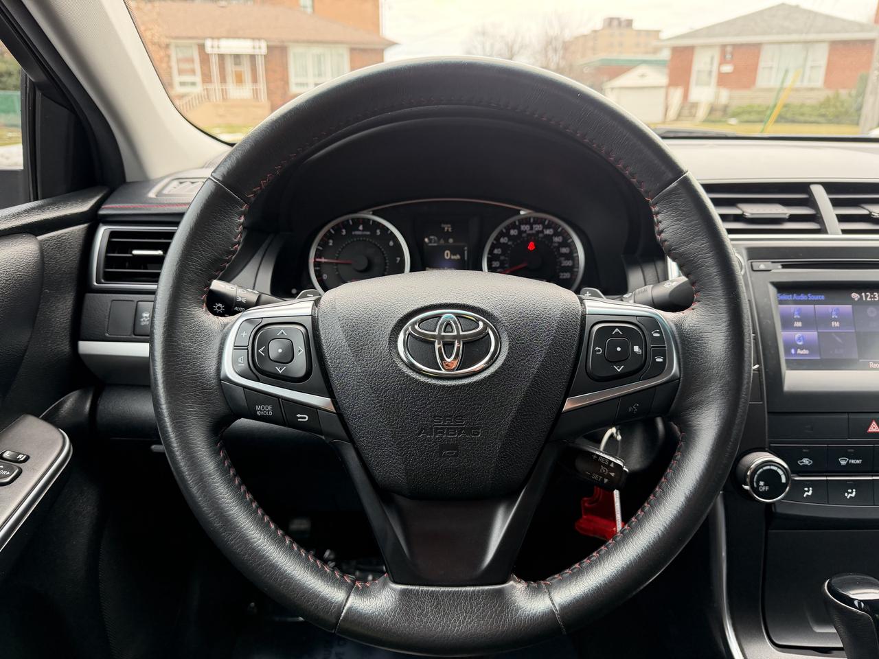 2017 Toyota Camry 4DR SDN I4 AUTO SE Photo