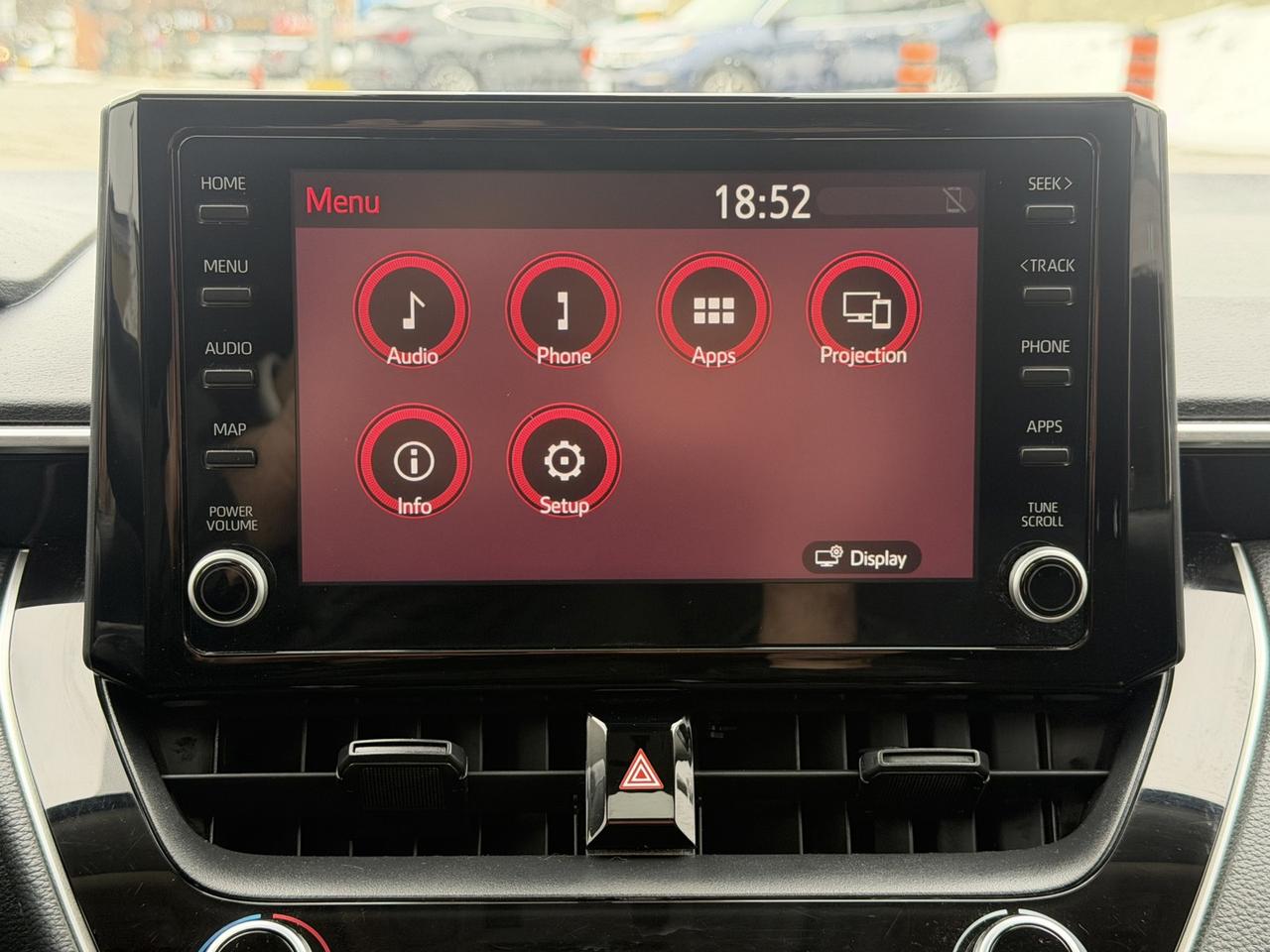 2022 Toyota Corolla LE Photo