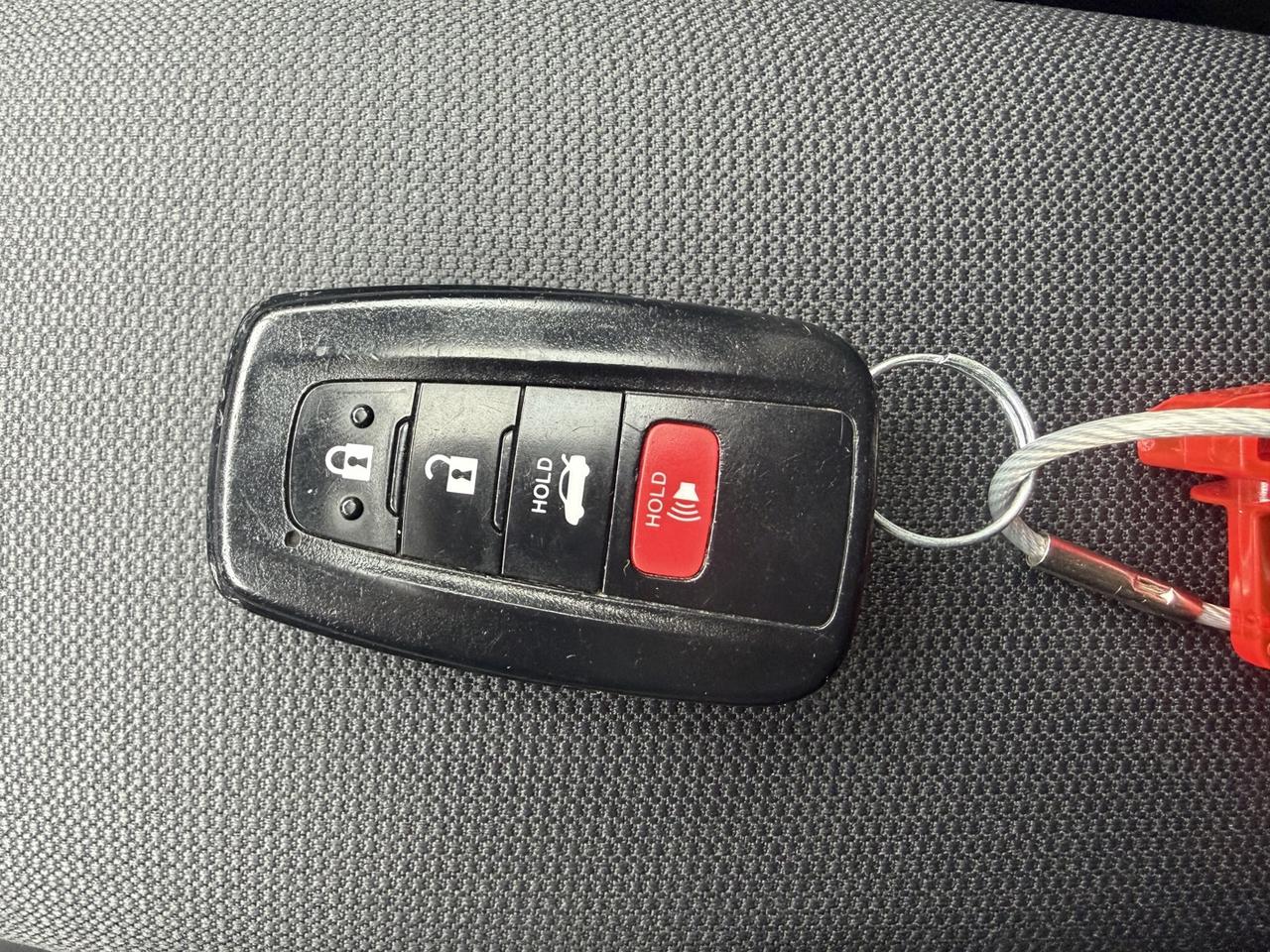 2022 Toyota Corolla LE Photo