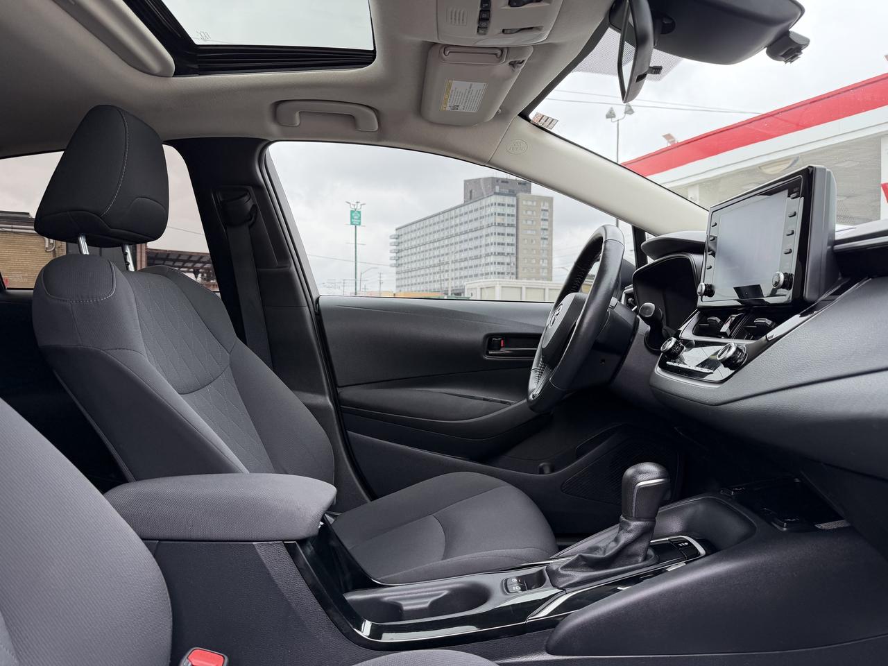 2022 Toyota Corolla LE CVT Photo