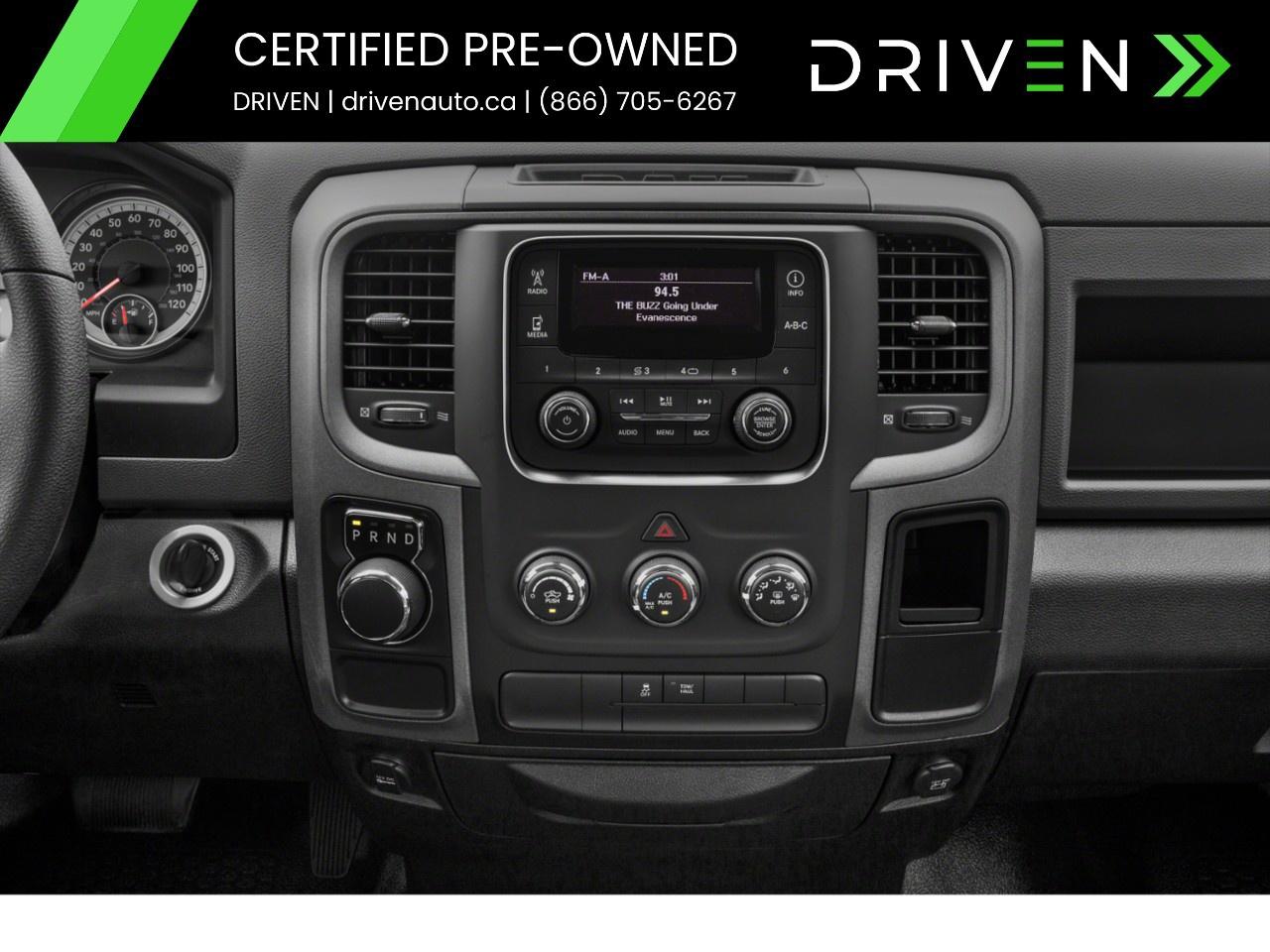 2021 RAM 1500 Classic EXPRESS 4X4 CREW CAB 5'7" BOX Photo