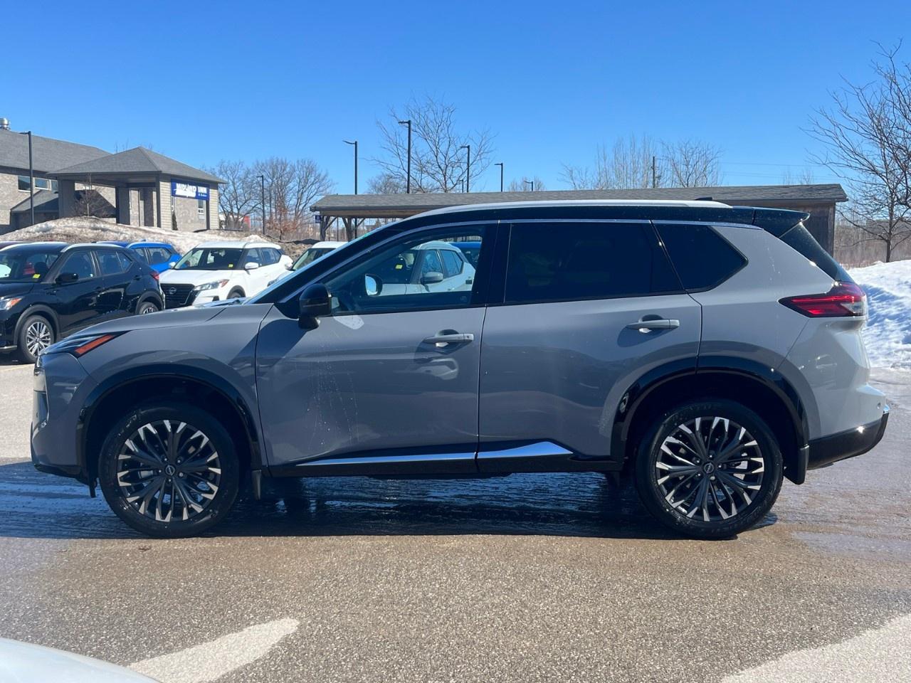 2026 Nissan Rogue AWD Platinum Photo