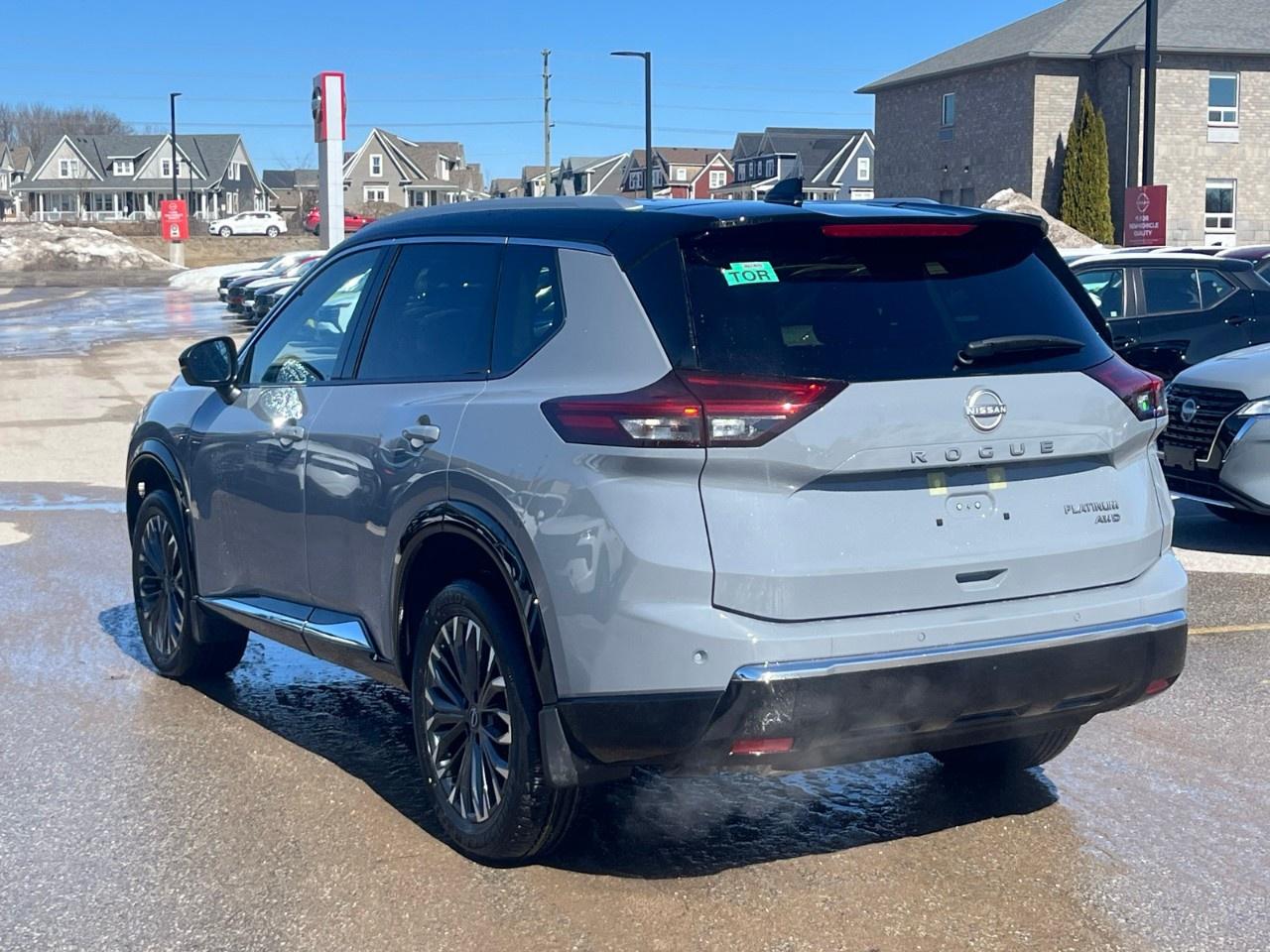 2026 Nissan Rogue AWD Platinum Photo