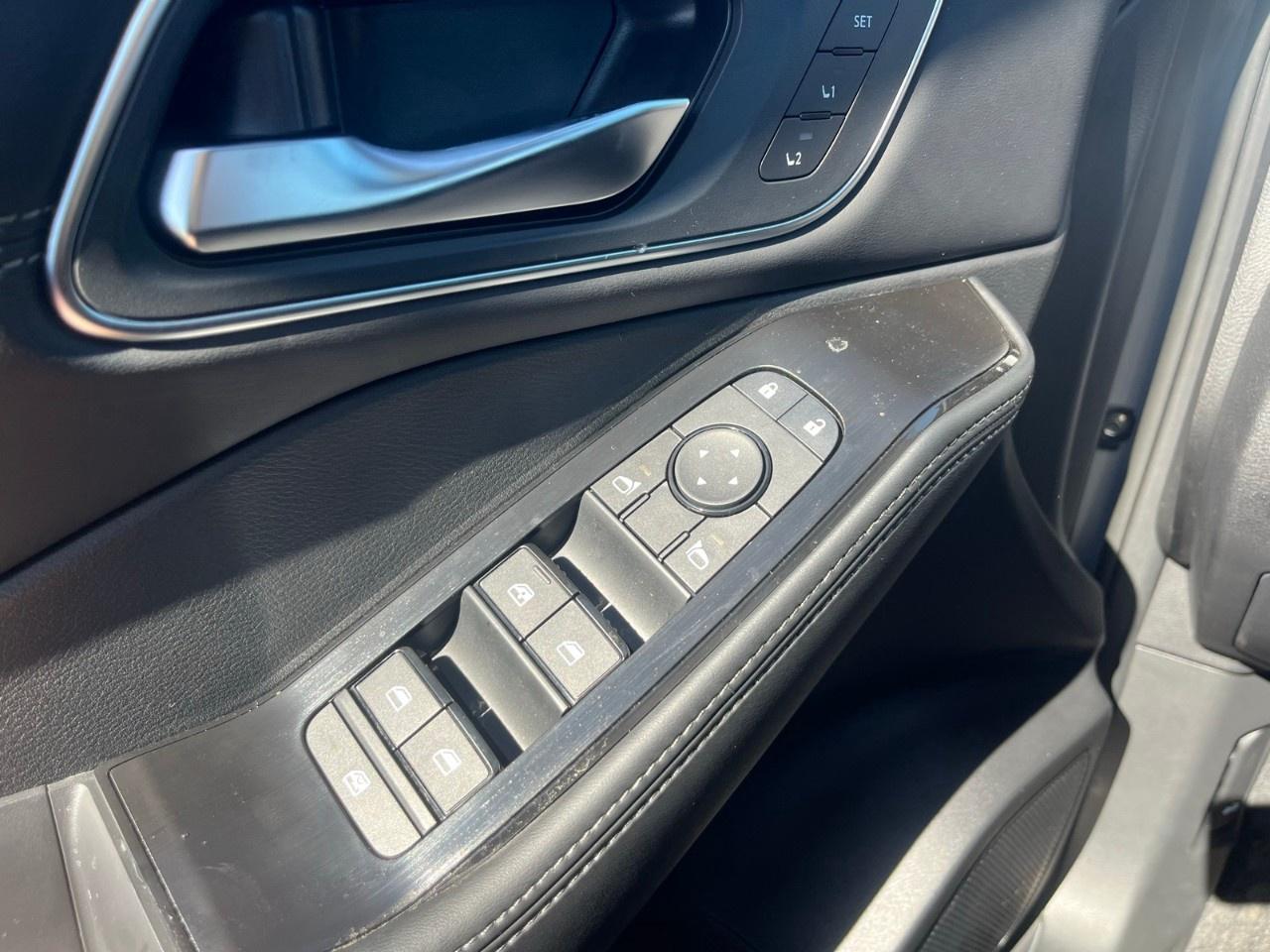 2026 Nissan Rogue AWD Platinum Photo