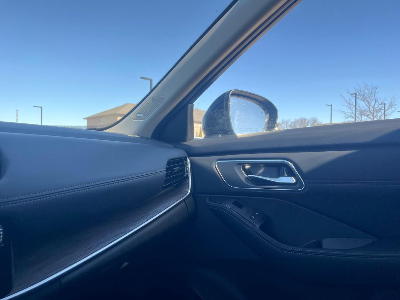 2026 Nissan Rogue AWD Platinum Photo