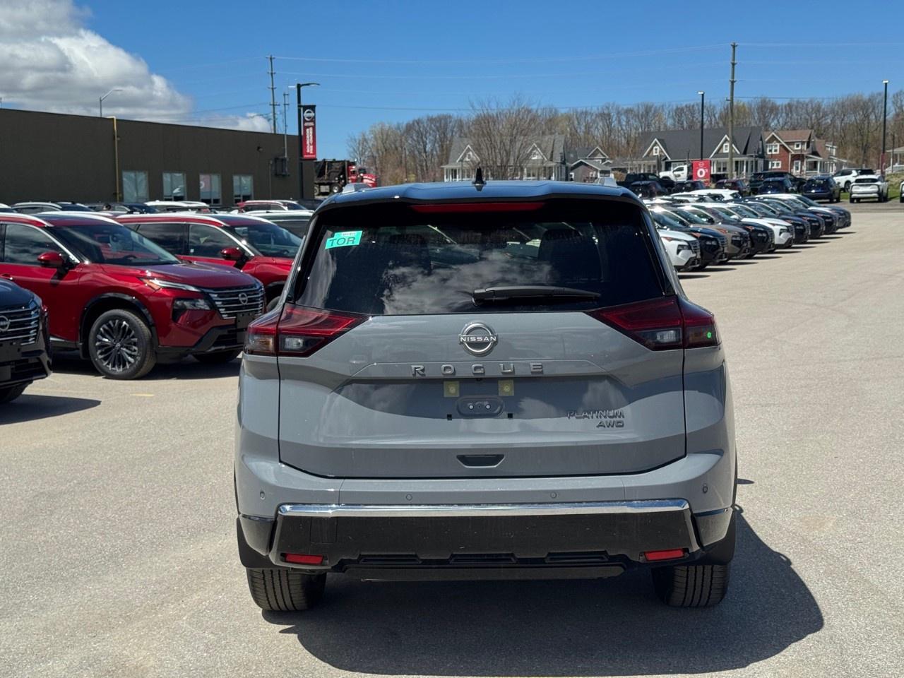 2026 Nissan Rogue AWD Platinum Photo
