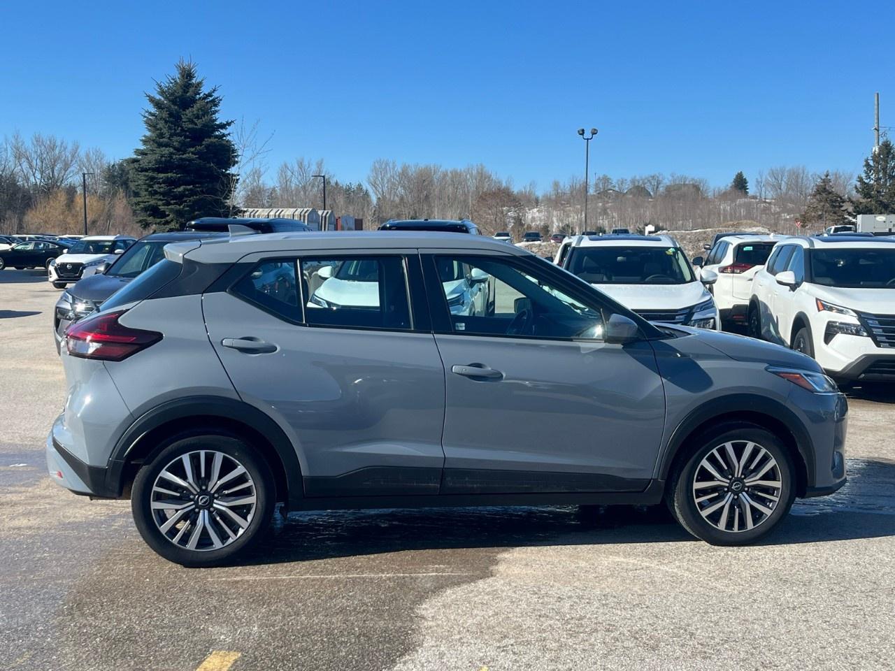 2022 Nissan Kicks SV FWD Photo