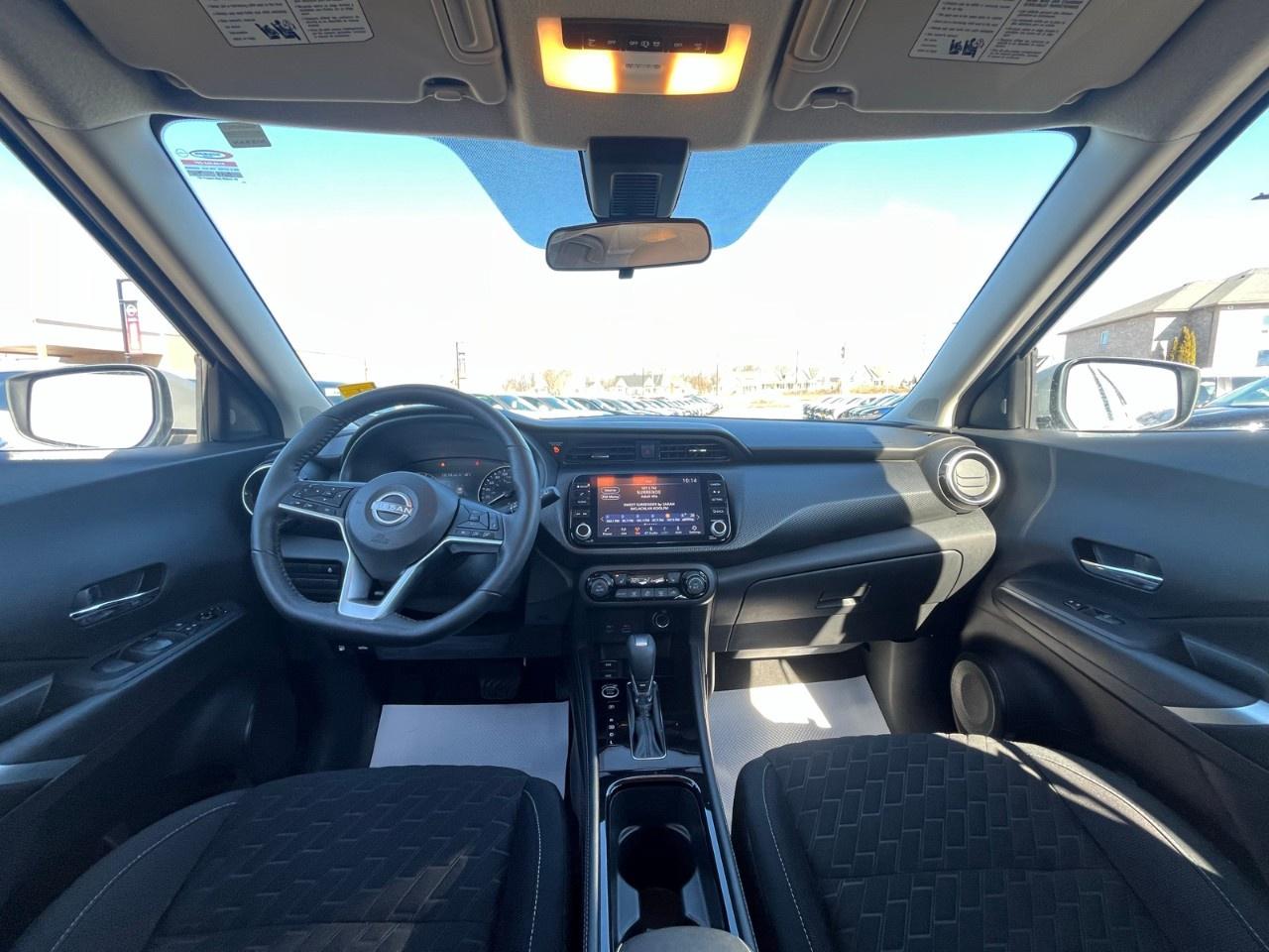 2022 Nissan Kicks SV FWD Photo