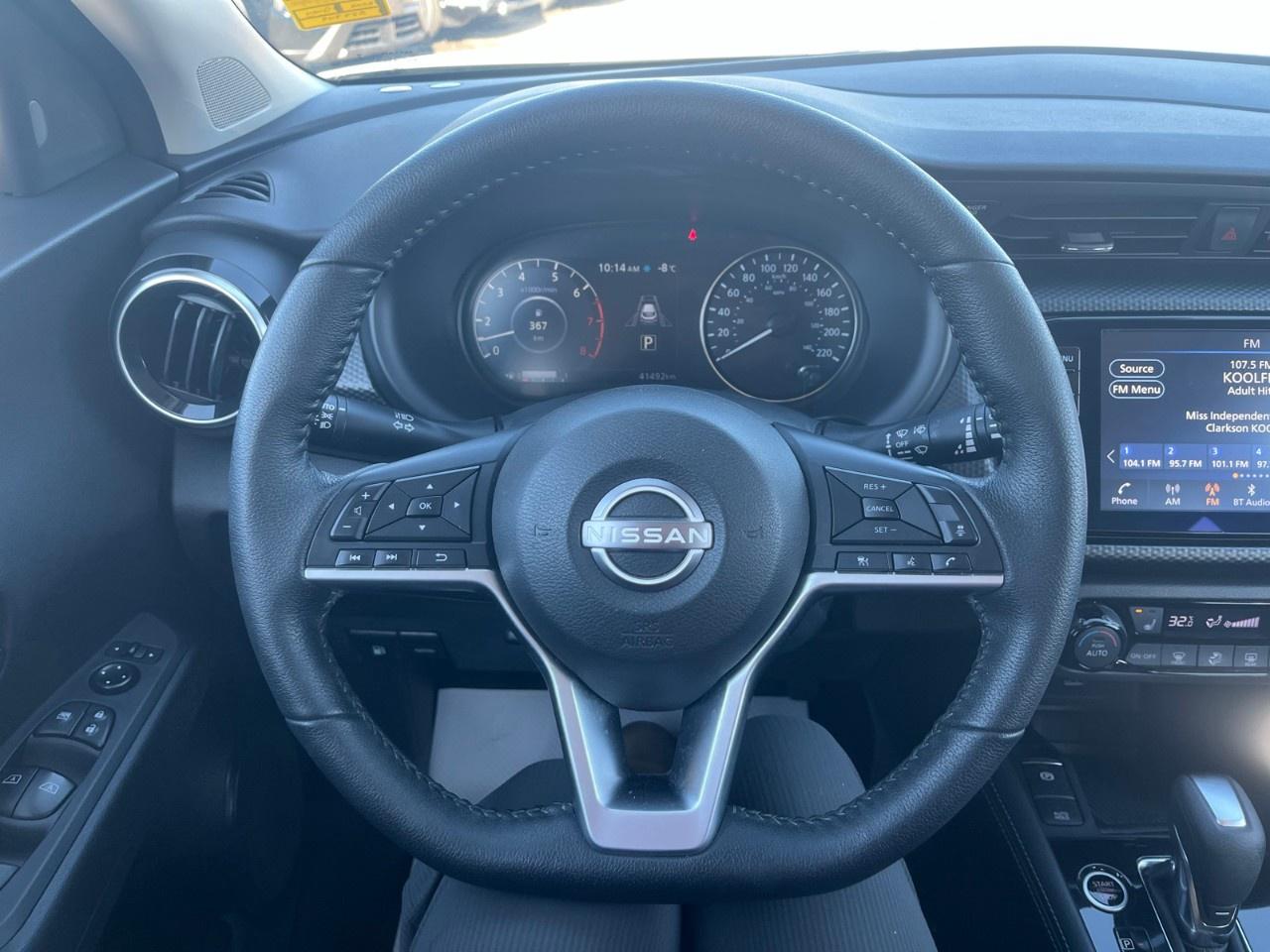 2022 Nissan Kicks SV FWD Photo