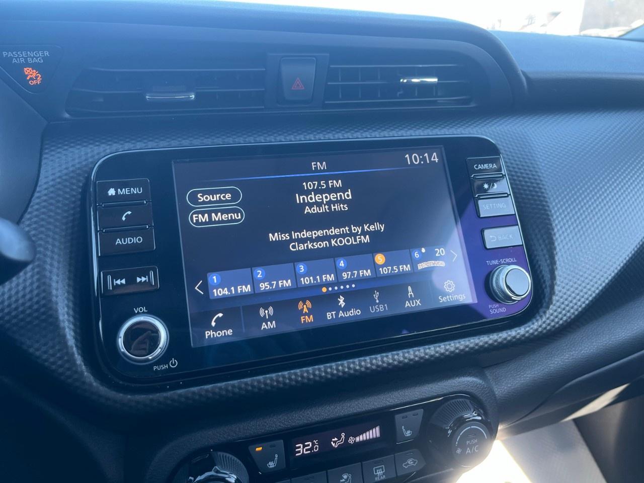 2022 Nissan Kicks SV FWD Photo