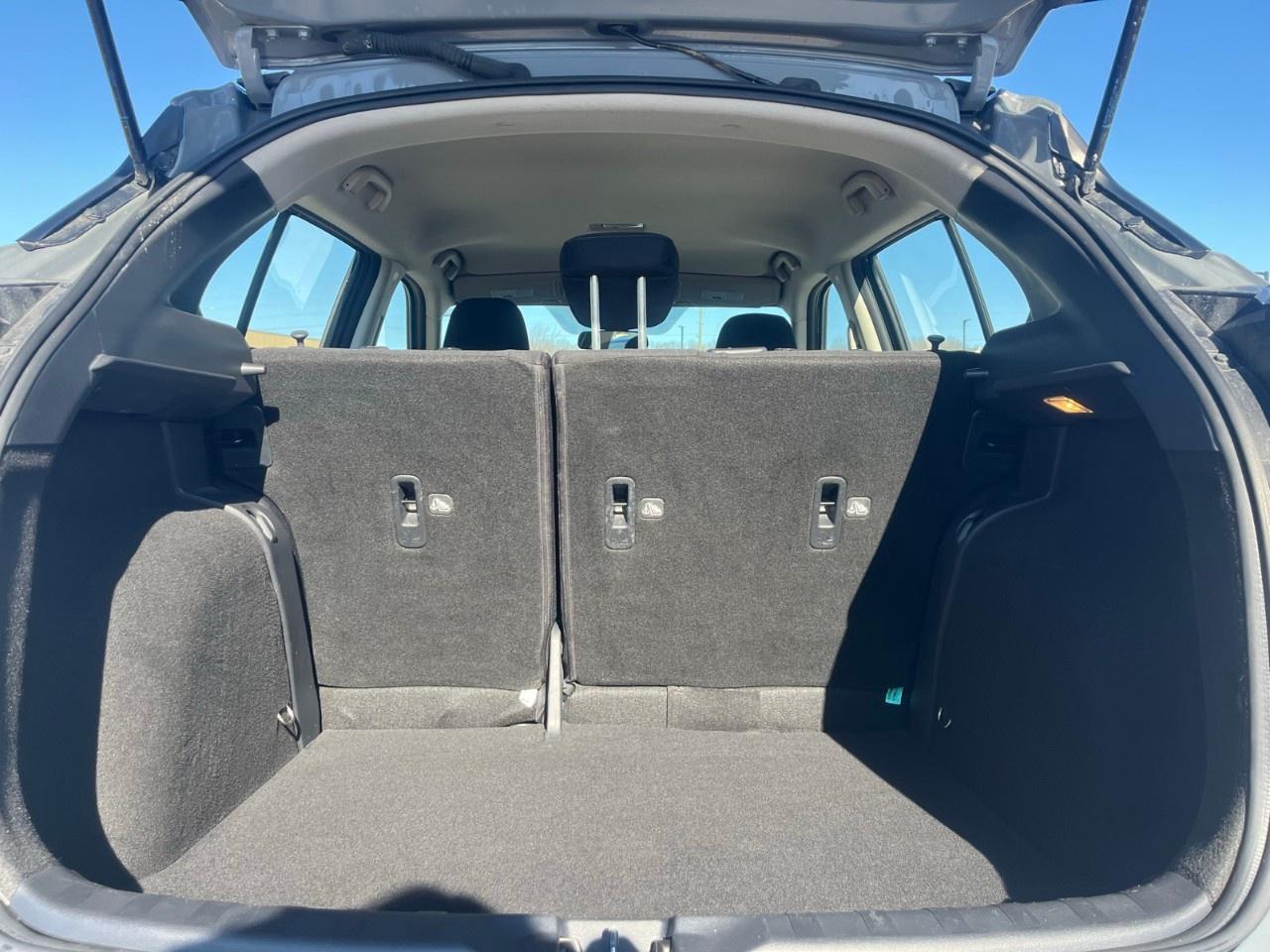 2022 Nissan Kicks SV FWD Photo