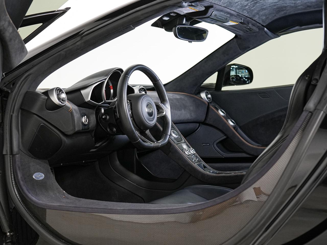 2014 McLaren 12C SPIDER | CARBON FIBRE | MERIDIAN Photo