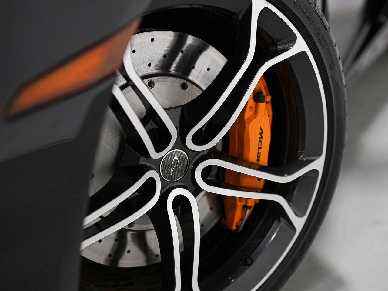 2014 McLaren 12C SPIDER | CARBON FIBRE | MERIDIAN Photo