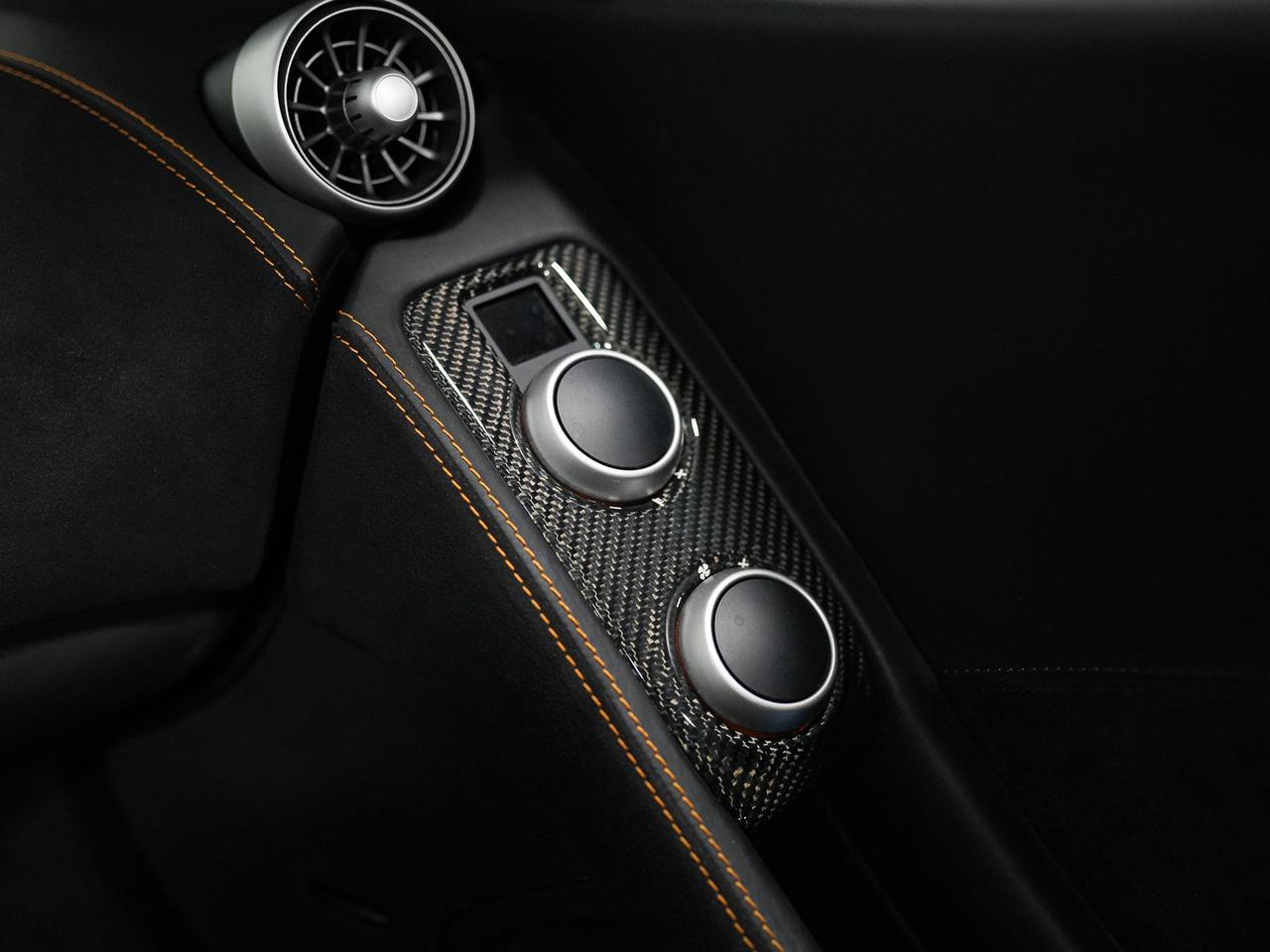 2014 McLaren 12C SPIDER | CARBON FIBRE | MERIDIAN Photo