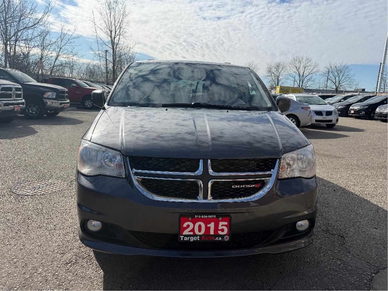 2015 Dodge Grand Caravan Crew Plus Photo