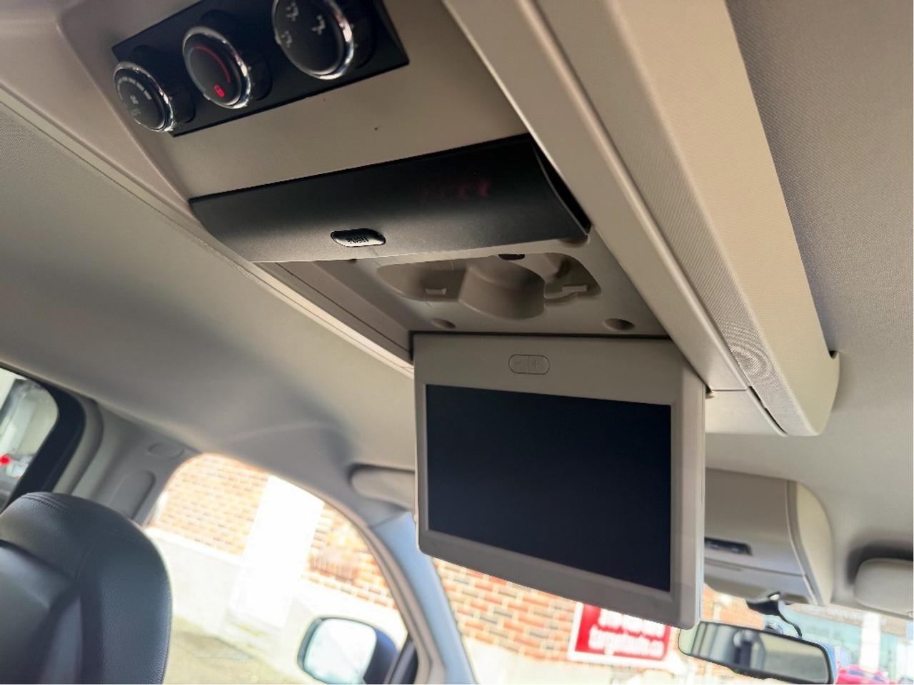 2015 Dodge Grand Caravan Crew Plus Photo