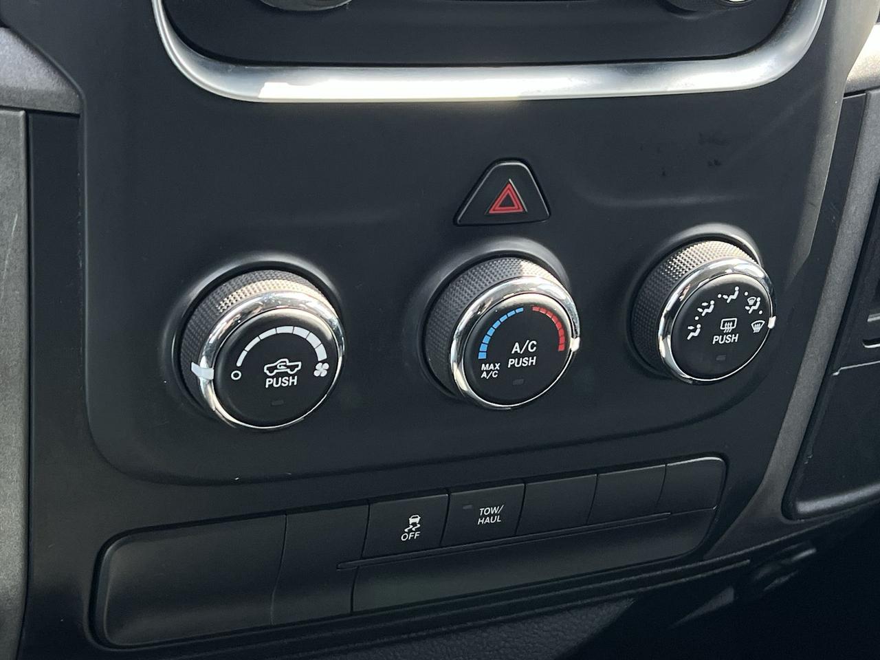 2016 RAM 1500 4X4 | 3.0L TURBO ECODIESEL | BLUETOOTH | TOW PKG Photo