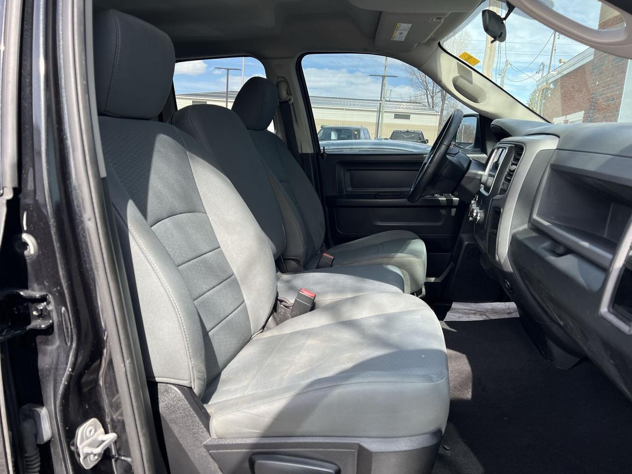 2016 RAM 1500 4X4 | 3.0L TURBO ECODIESEL | BLUETOOTH | TOW PKG Photo