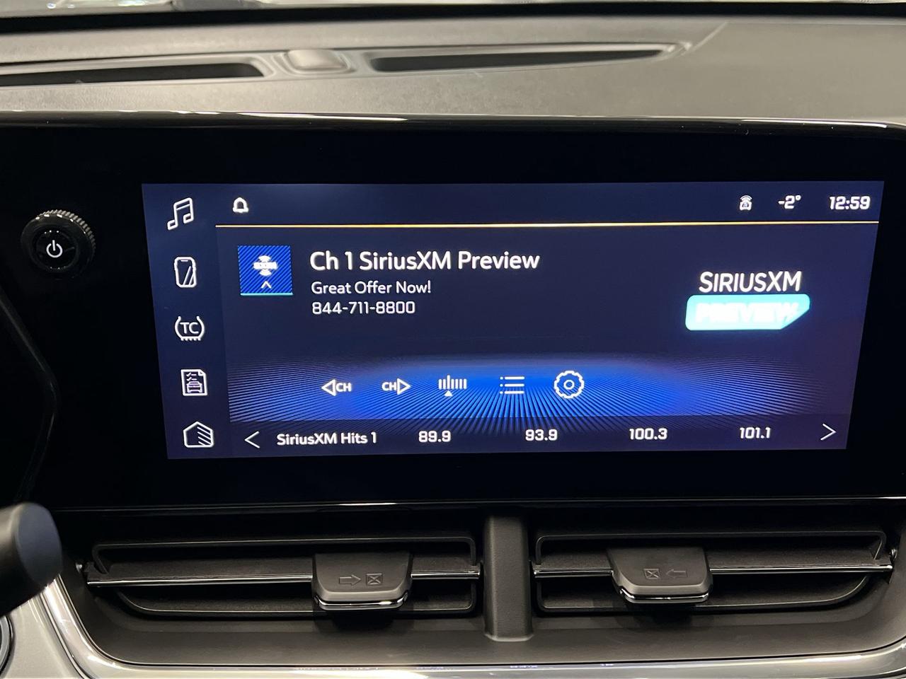 2025 Chevrolet Trax LT | HTD LEATHER | SUNROOF |CARPLAY | REMOTE START Photo