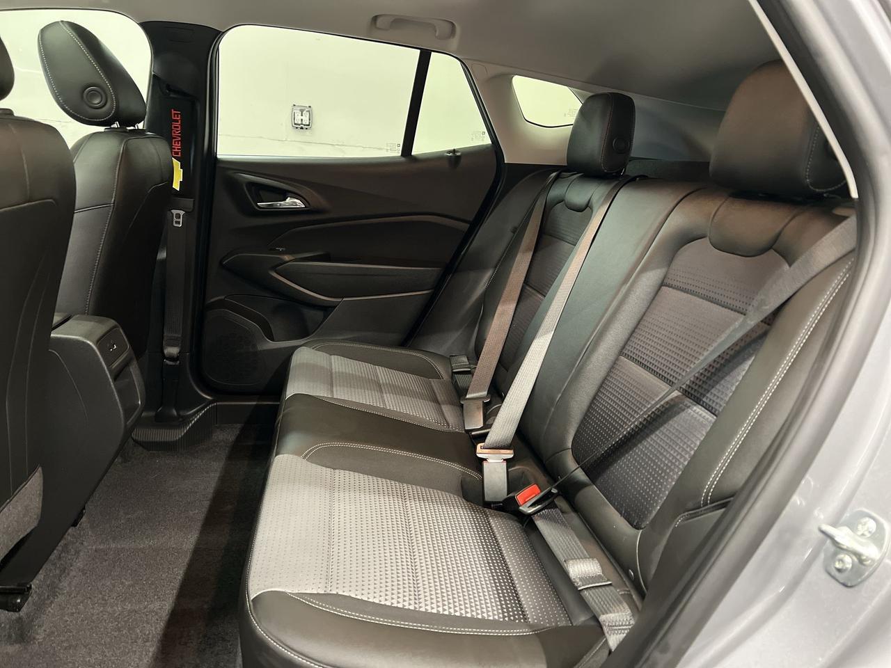 2025 Chevrolet Trax LT | HTD LEATHER | SUNROOF |CARPLAY | REMOTE START Photo