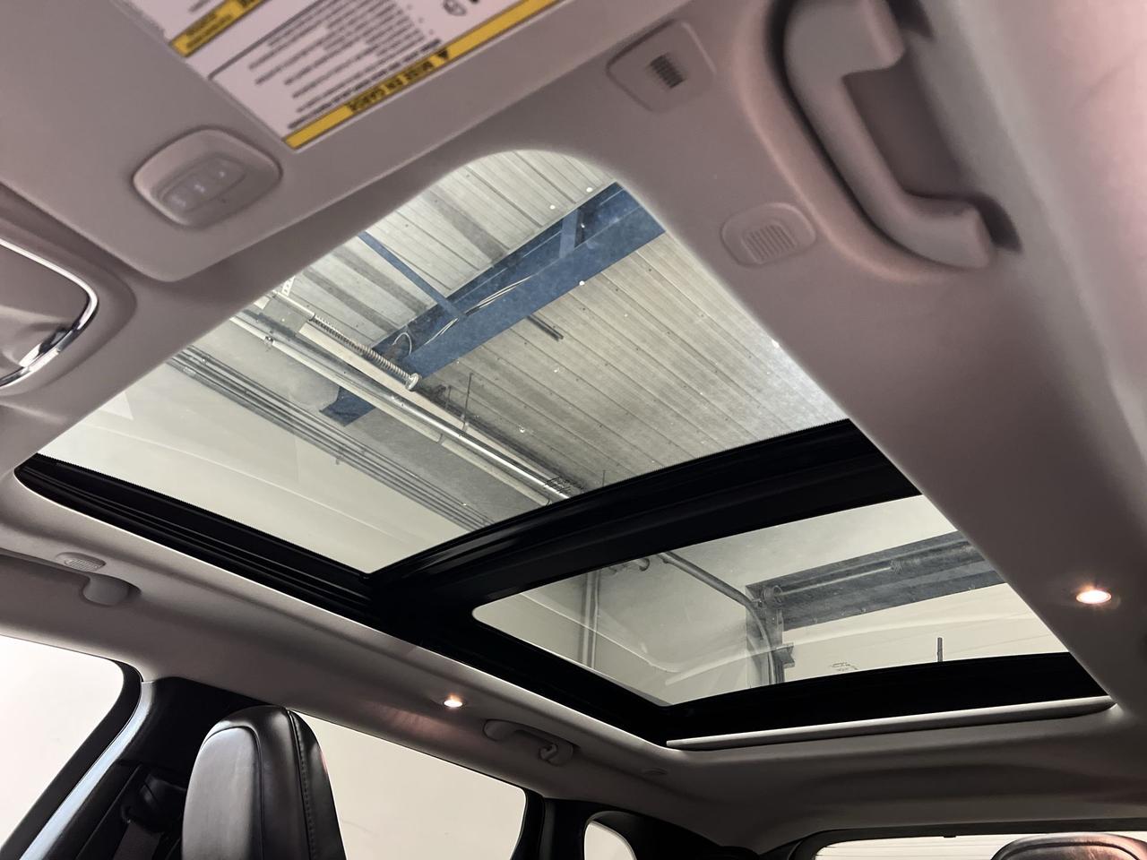 2019 Jeep Cherokee TRAILHAWK ELITE 4X4 | LEATHER | PANO ROOF Photo