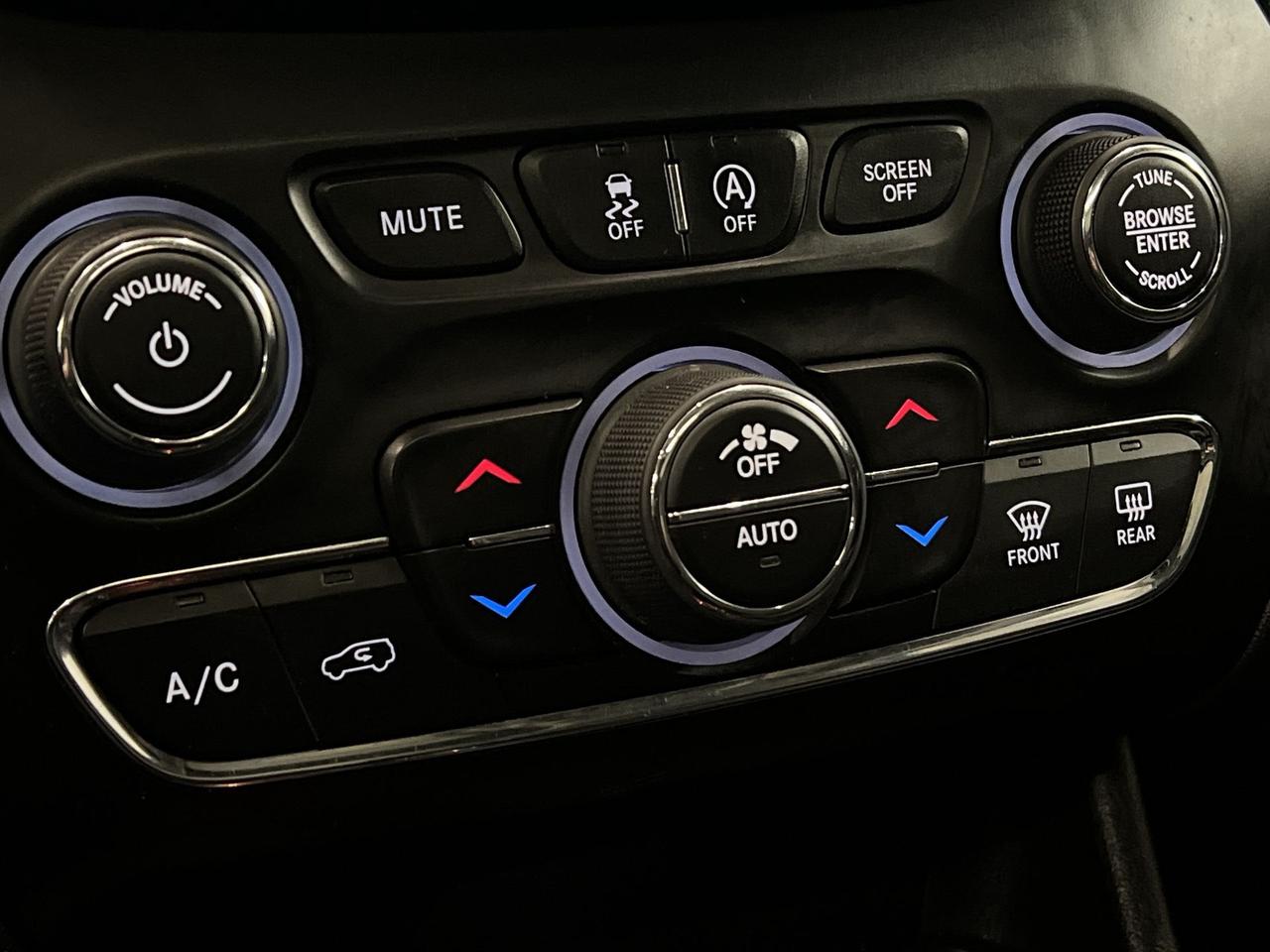 2019 Jeep Cherokee TRAILHAWK ELITE 4X4 | LEATHER | PANO ROOF Photo