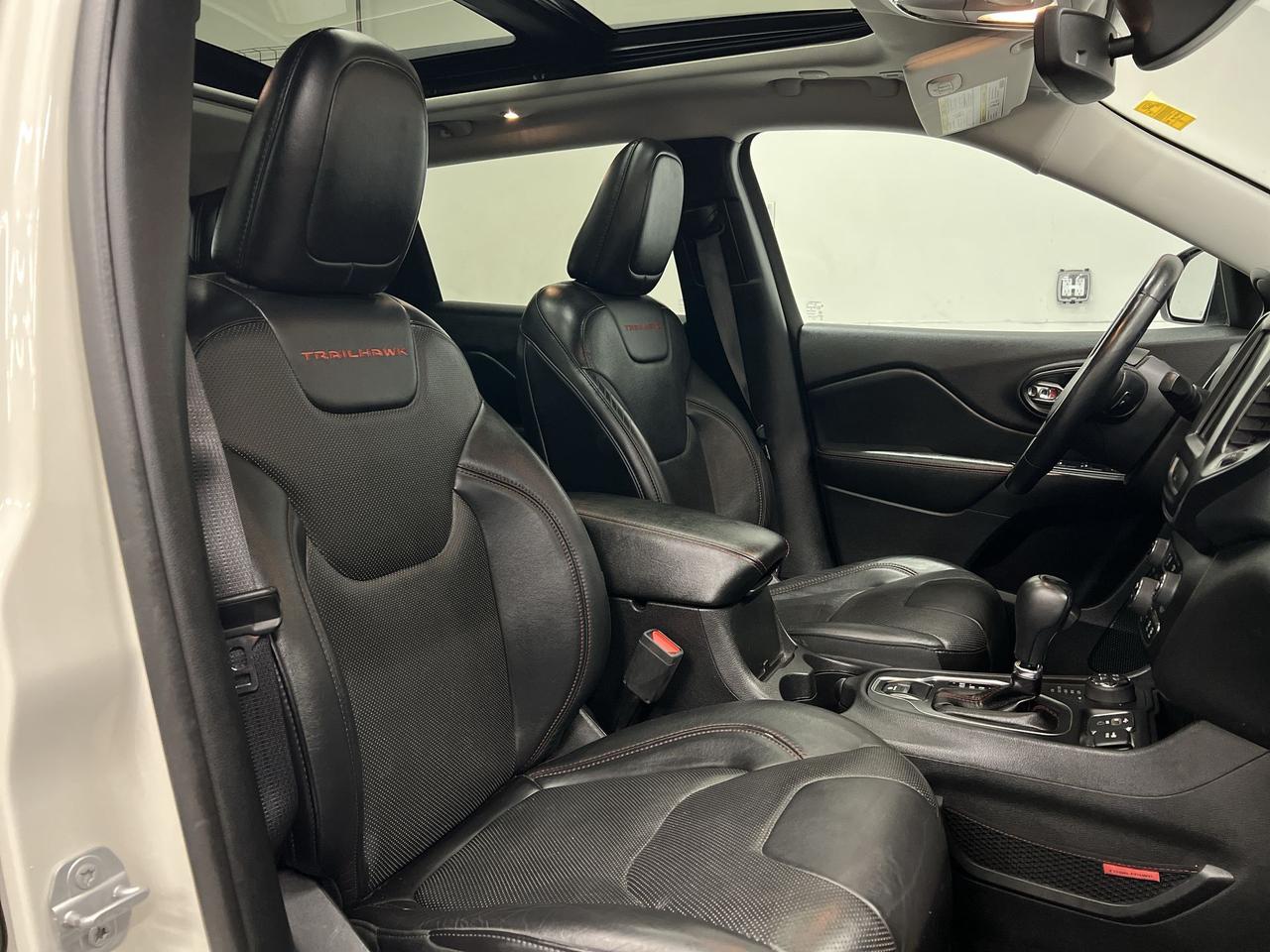 2019 Jeep Cherokee TRAILHAWK ELITE 4X4 | LEATHER | PANO ROOF Photo